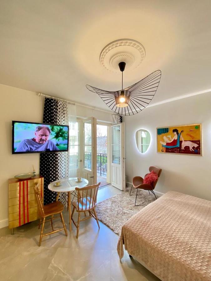 Luxury Panda Apartment In Old Town Краков Экстерьер фото