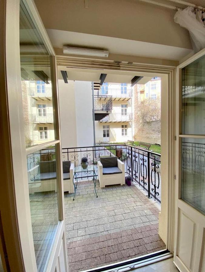 Luxury Panda Apartment In Old Town Краков Экстерьер фото